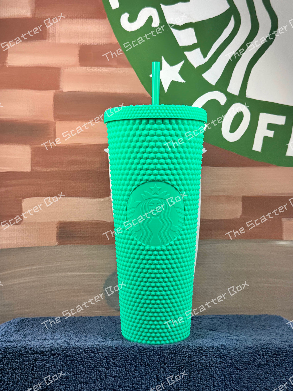 Starbucks 2022 Bahamas/Mexico Soft Touch Green (Cosmo) Studded Venti