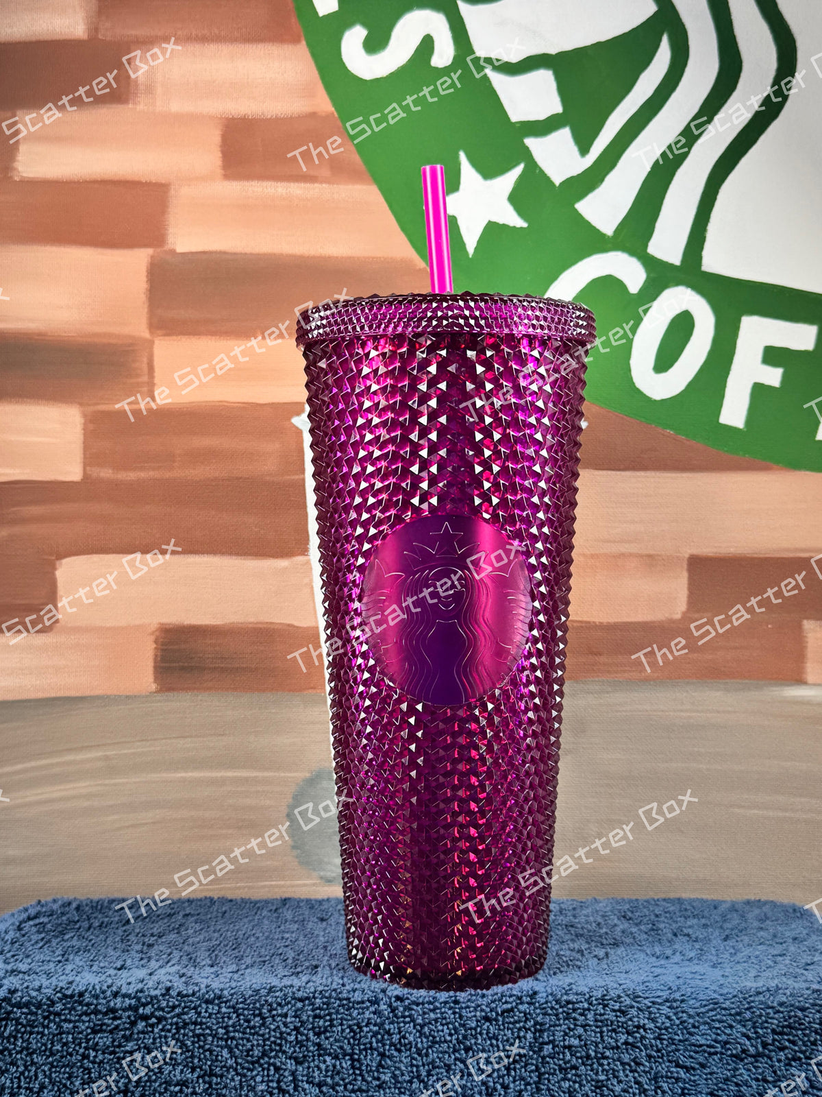 Starbucks 2022 USA Berry Bling Studded Venti