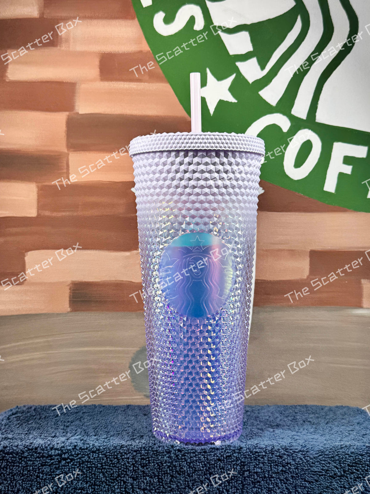 Starbucks 2022 Taiwan Iridescent Purple Studded Venti