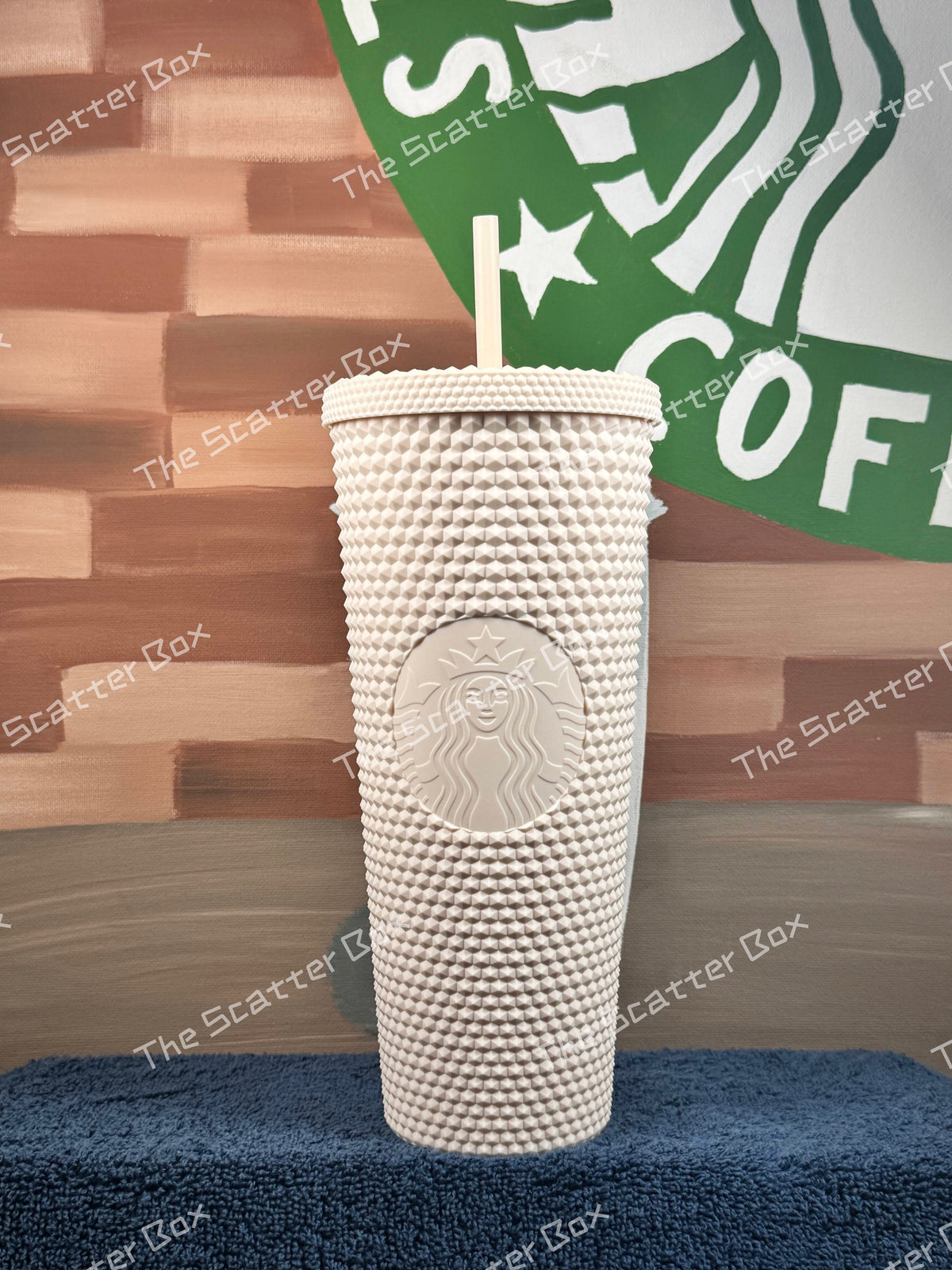 Starbucks 2022 China Classic White Studded Venti Exclusive