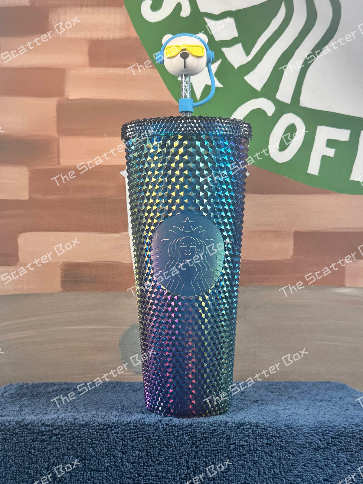 Starbucks 2023 Taiwan Blue with Bearista Oil Slick Studded Venti