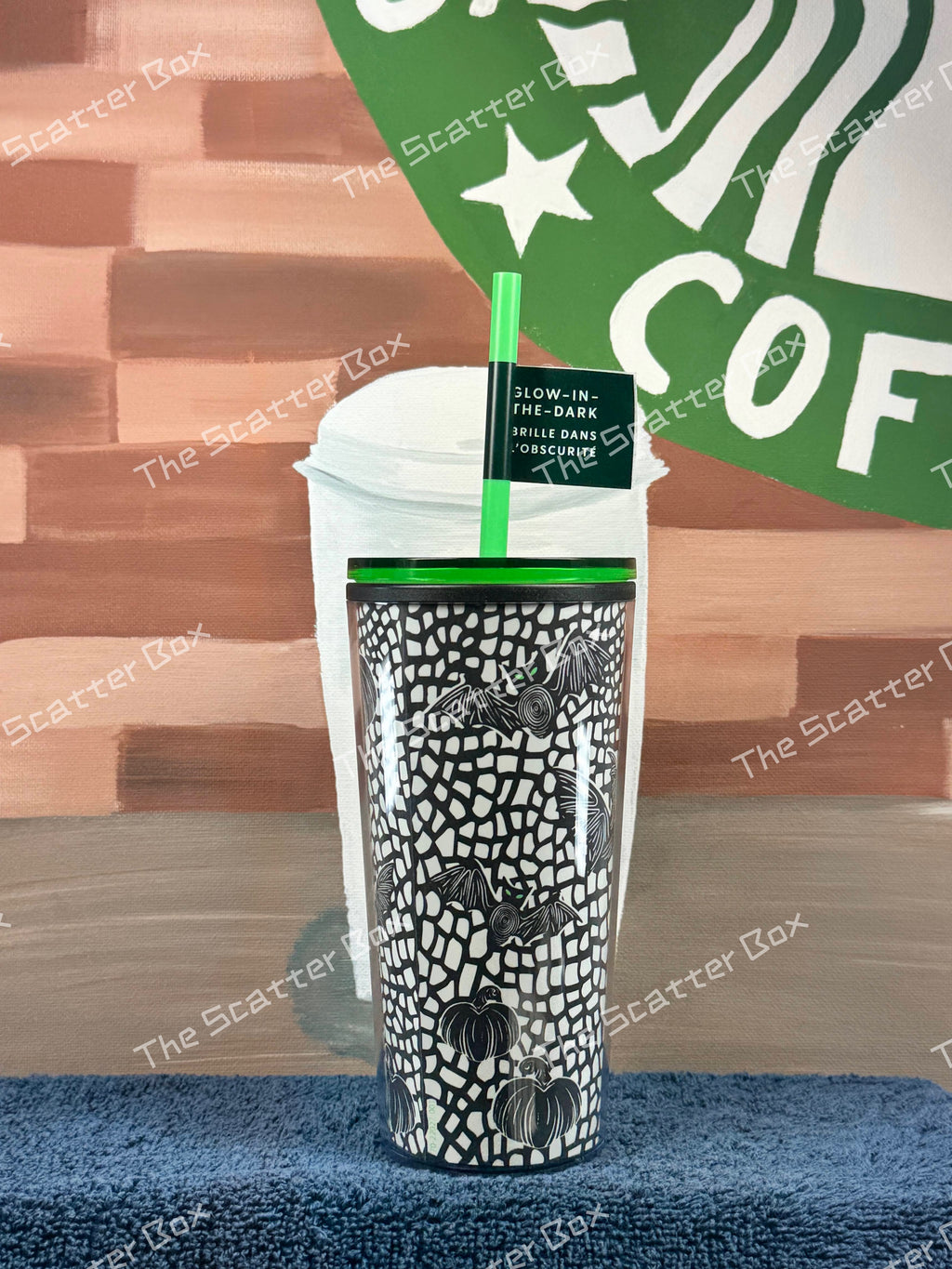 Starbucks Halloween Glow inthe Dark Green/Black Cat, Pumpkin, Bat Grande Tumbler
