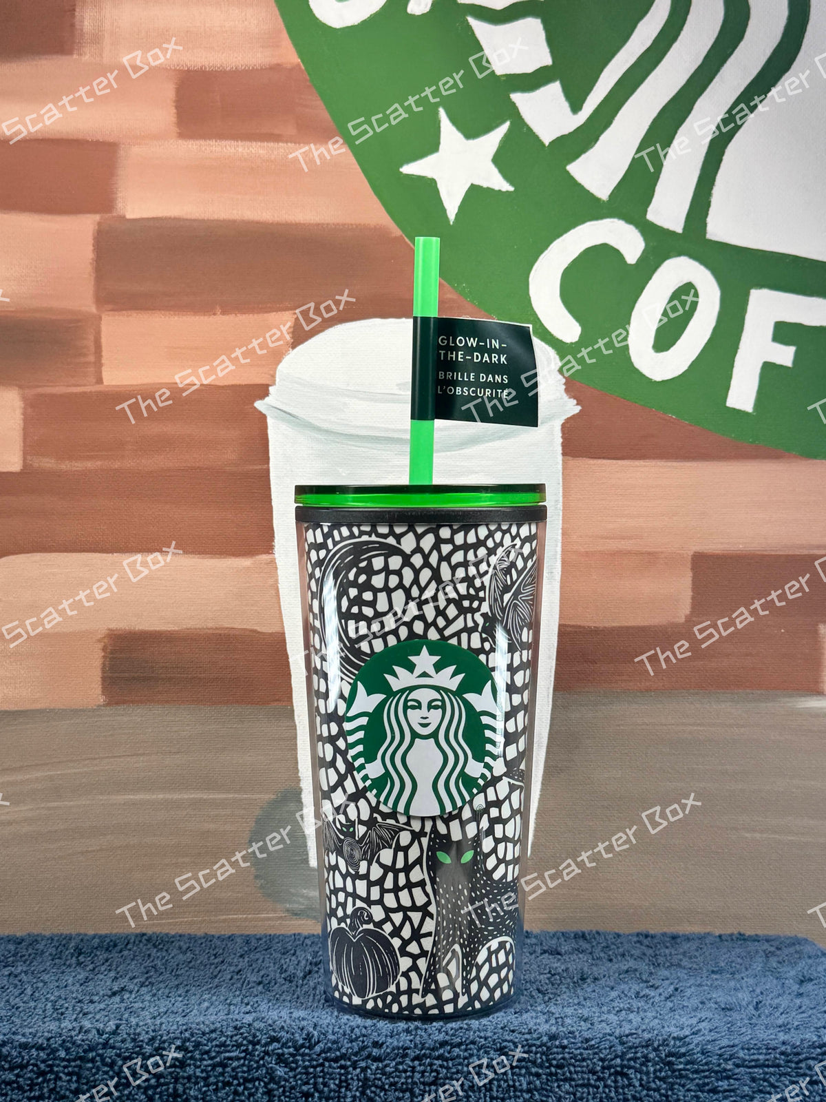 Starbucks Halloween Glow inthe Dark Green/Black Cat, Pumpkin, Bat Grande Tumbler