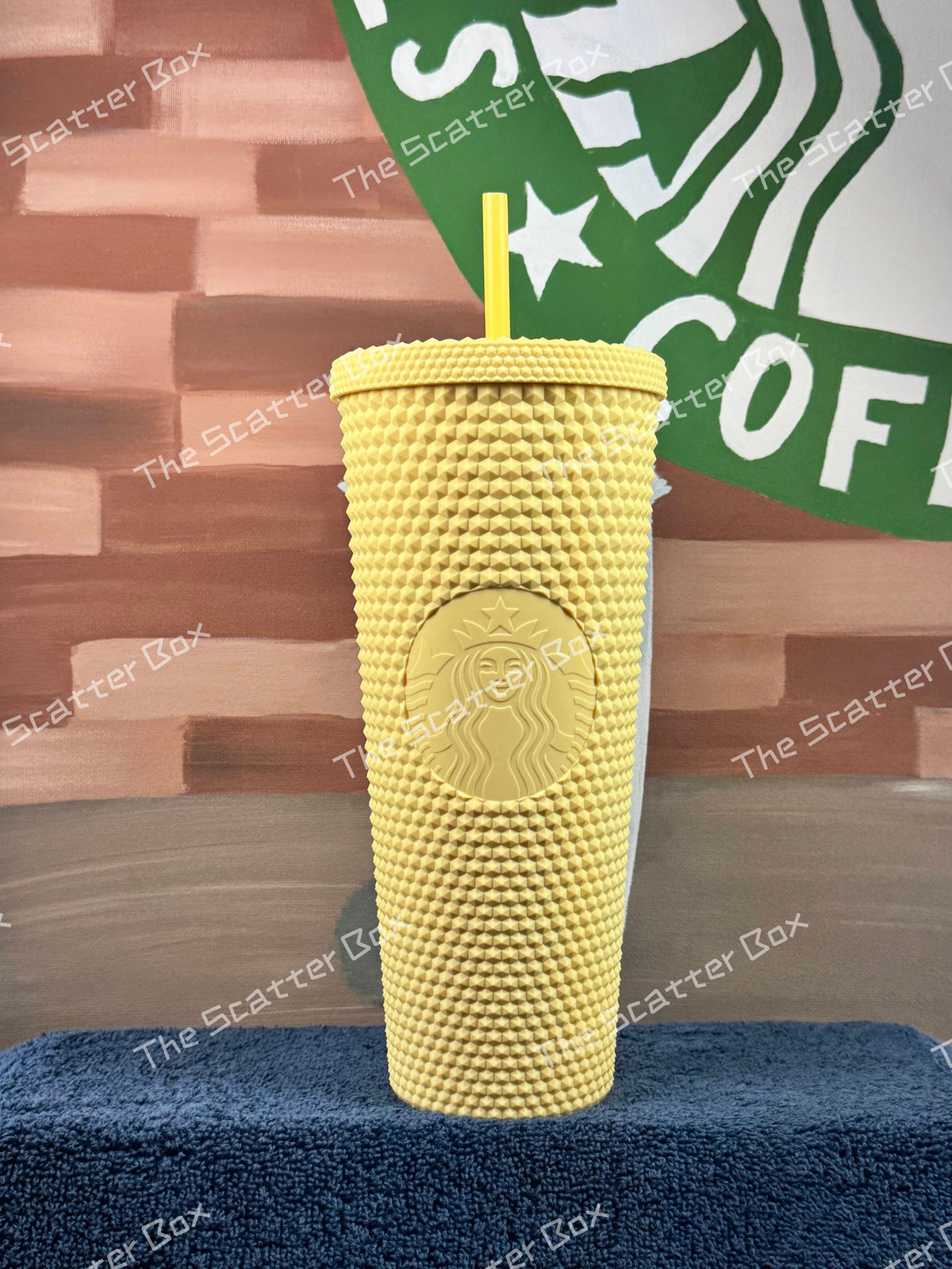 Starbucks 2021 Taiwan Yellow Studded Venti